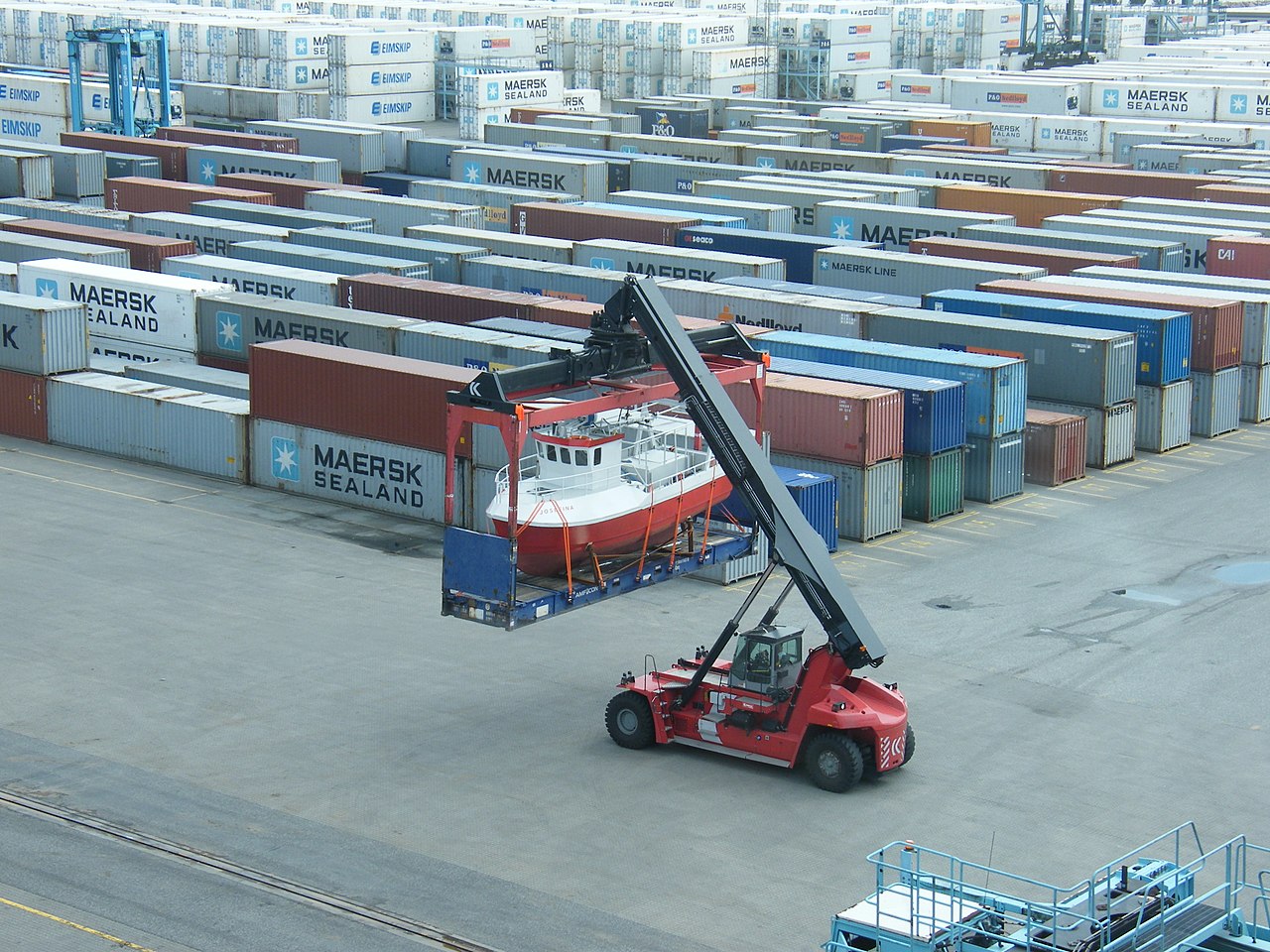 1280px-Flat-rack-small-vessel 1280px-Flat-rack-small-vessel