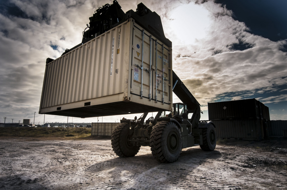 loading_cargo_container_transport_industrial_import_commerce_heavy-903234 loading_cargo_container_transport_industrial_import_commerce_heavy-903234